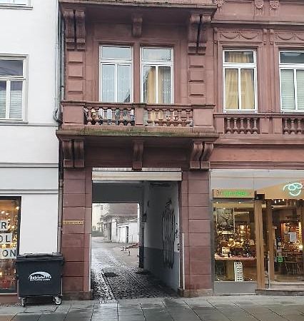 Von Privat, Grosses Zimmer Sehr Zentral In Bad Homburg Stadtmitte 바트 홈부르크 포어 데어 회에 외부 사진