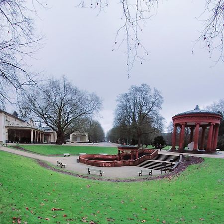 Von Privat, Grosses Zimmer Sehr Zentral In Bad Homburg Stadtmitte 바트 홈부르크 포어 데어 회에 외부 사진