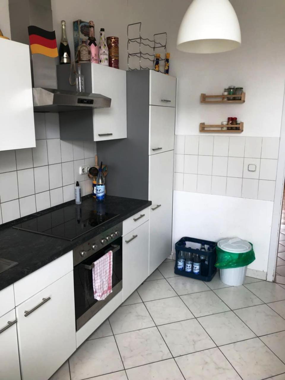 Von Privat, Grosses Zimmer Sehr Zentral In Bad Homburg Stadtmitte 바트 홈부르크 포어 데어 회에 외부 사진